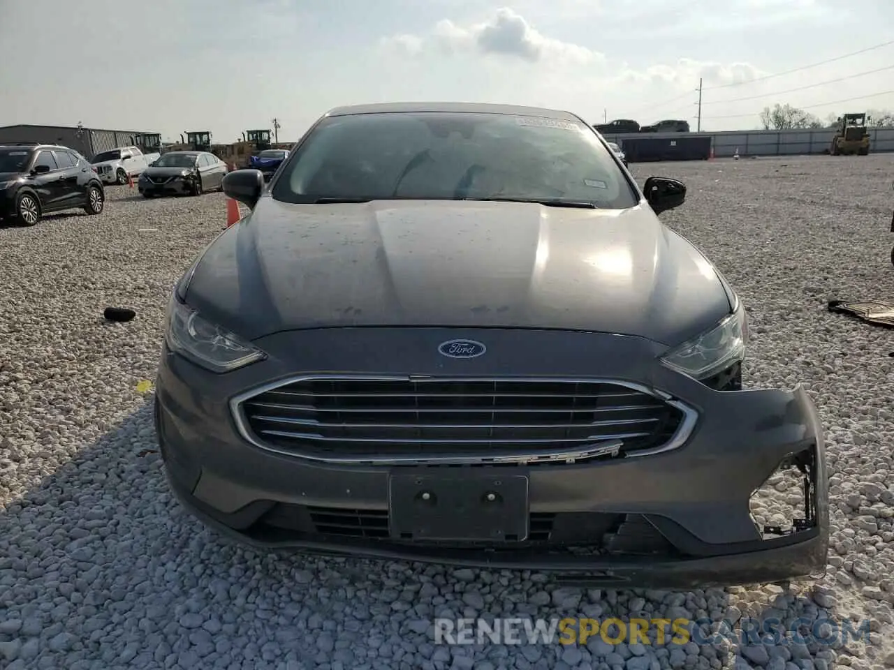 5 Photograph of a damaged car 3FA6P0HD3KR113706 FORD FUSION 2019