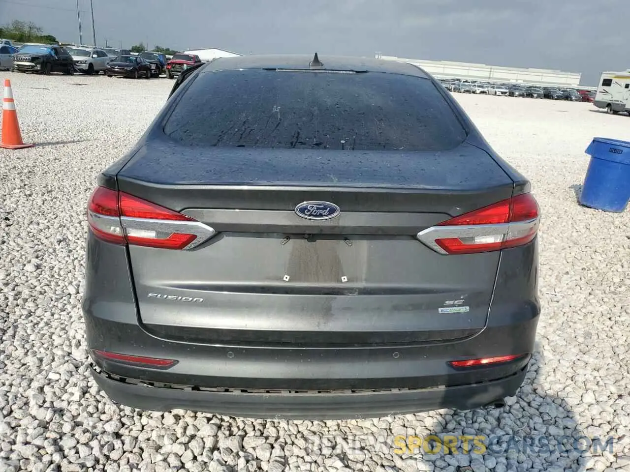 6 Photograph of a damaged car 3FA6P0HD3KR113706 FORD FUSION 2019