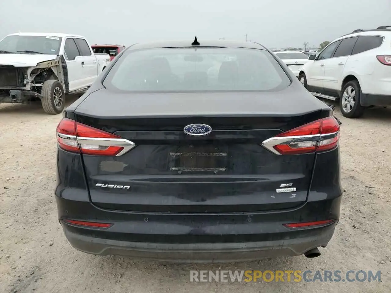6 Photograph of a damaged car 3FA6P0HD3KR151999 FORD FUSION 2019