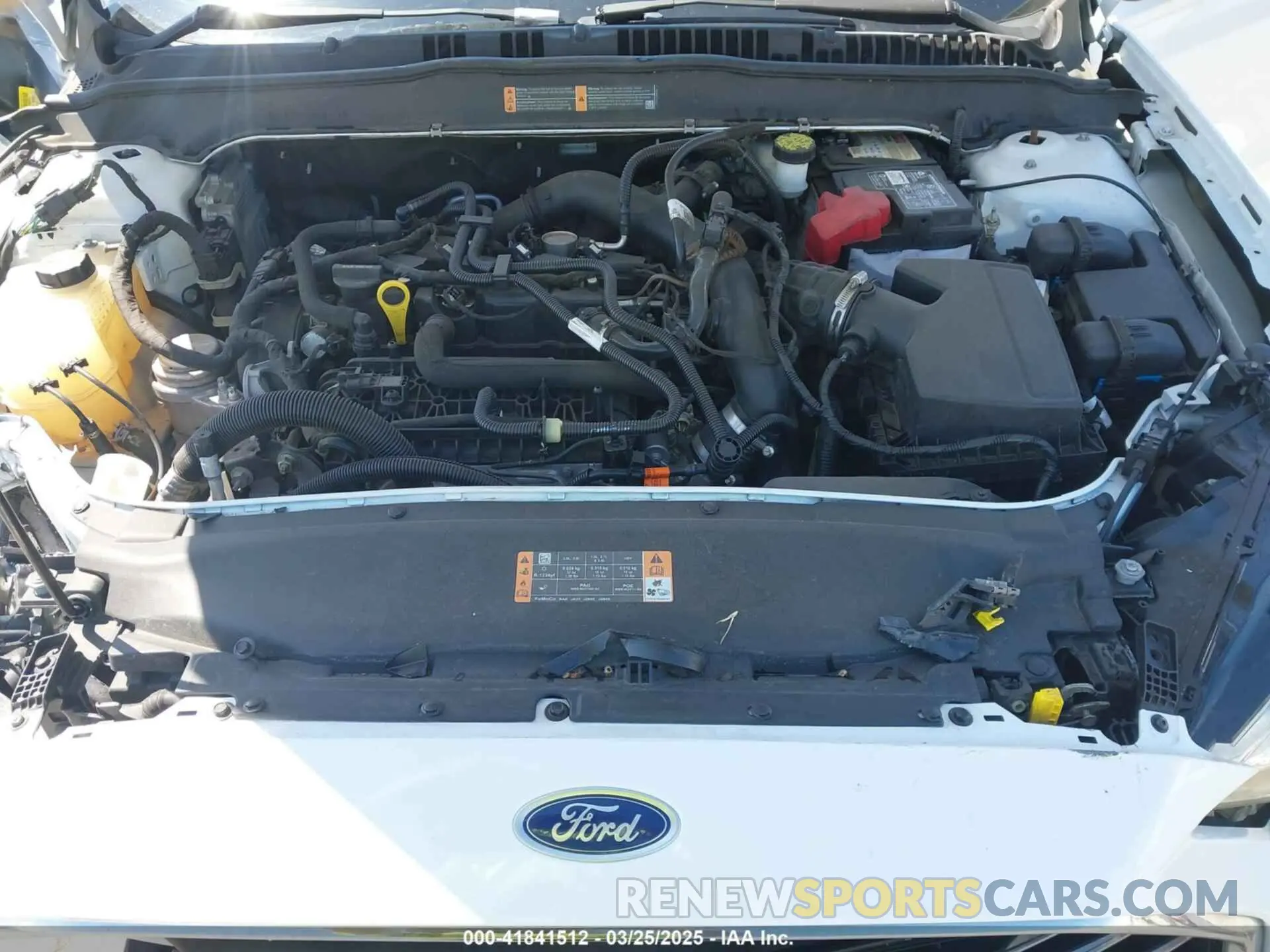 10 Photograph of a damaged car 3FA6P0HD3KR175624 FORD FUSION 2019