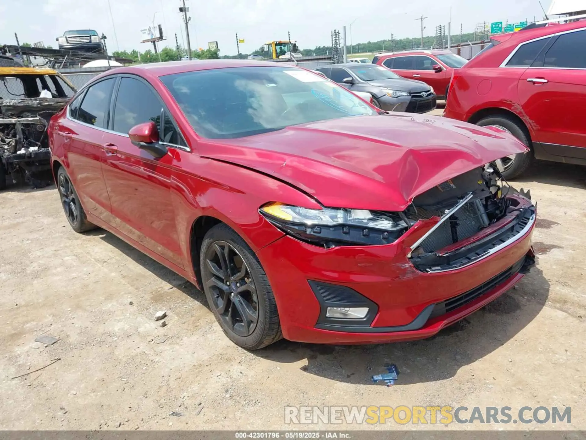 1 Фотография поврежденного автомобиля 3FA6P0HD3KR250581 FORD FUSION 2019