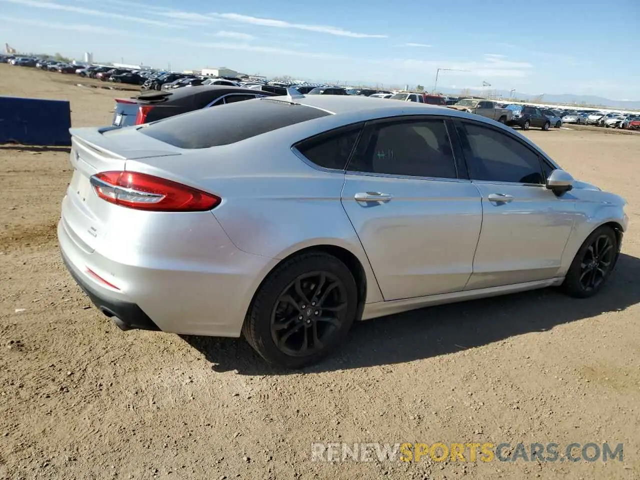 3 Photograph of a damaged car 3FA6P0HD3KR251262 FORD FUSION 2019