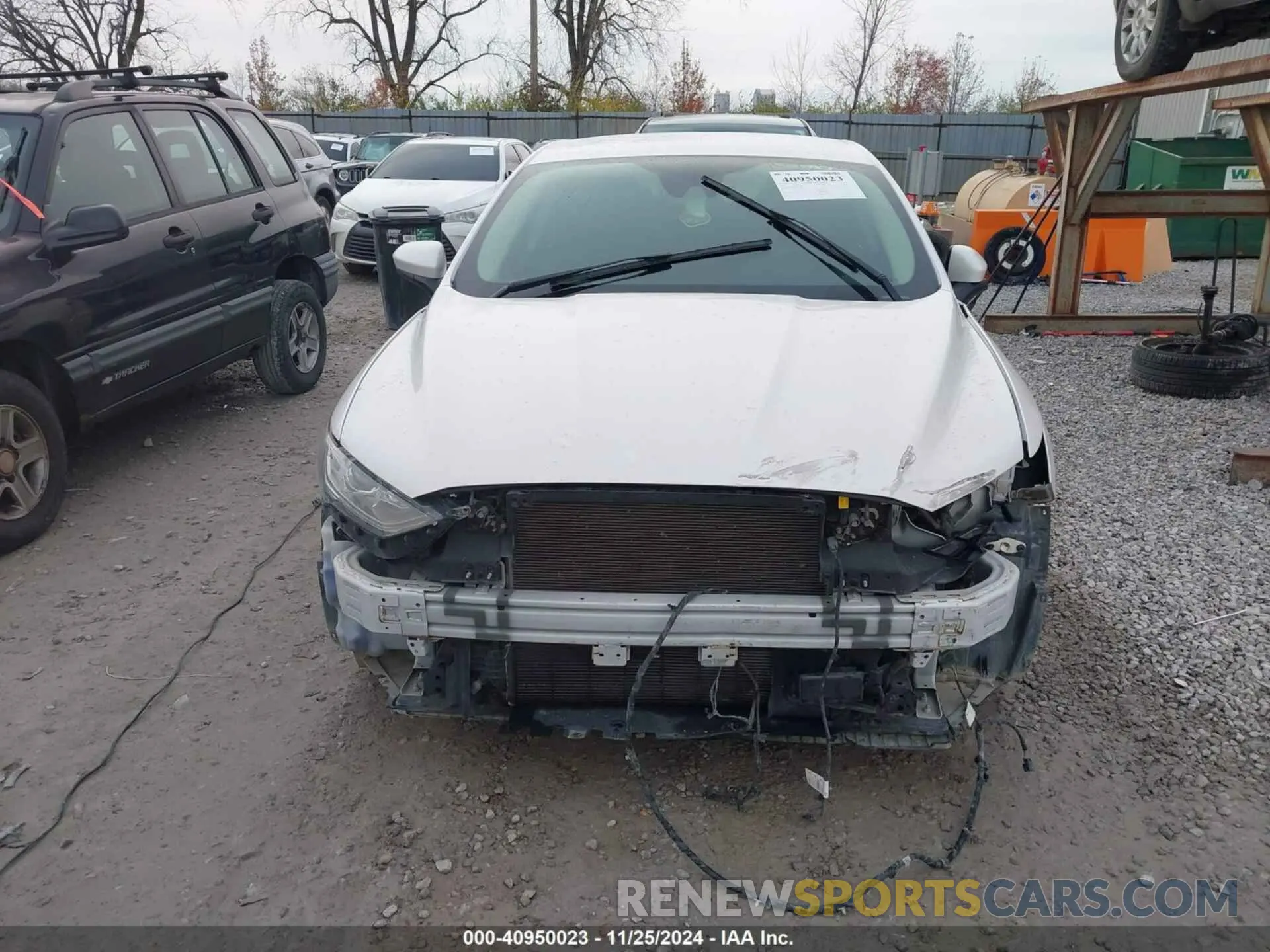 13 Фотография поврежденного автомобиля 3FA6P0HD3KR251472 FORD FUSION 2019