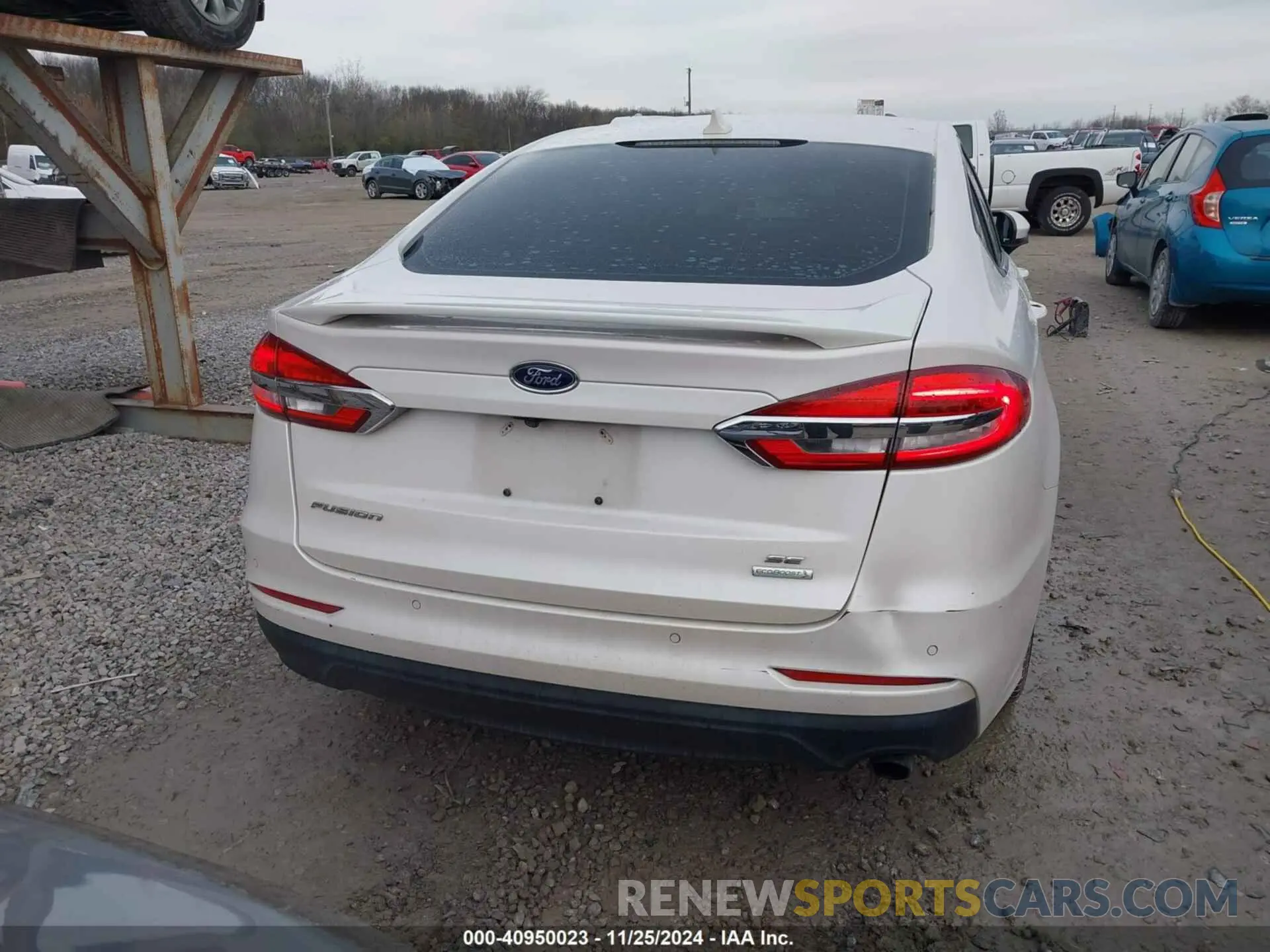 17 Фотография поврежденного автомобиля 3FA6P0HD3KR251472 FORD FUSION 2019