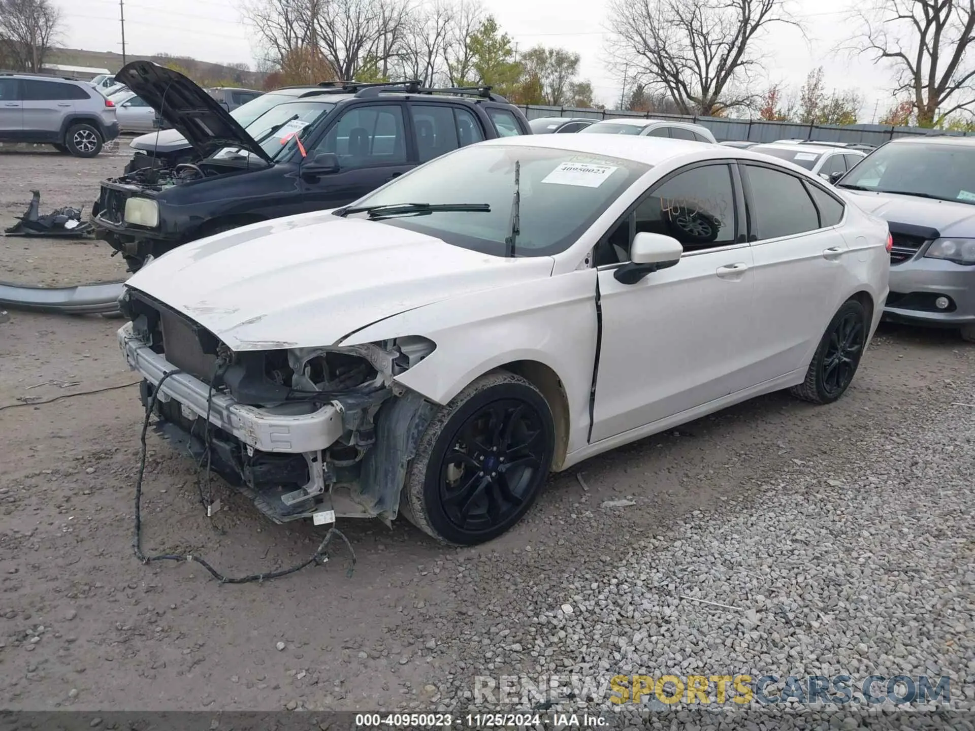 2 Фотография поврежденного автомобиля 3FA6P0HD3KR251472 FORD FUSION 2019