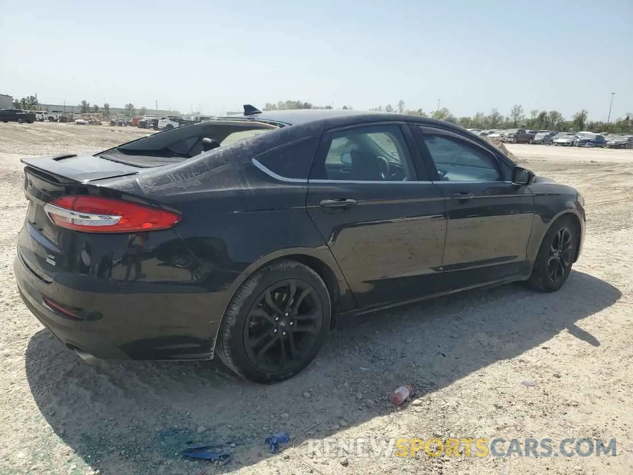 3 Фотография поврежденного автомобиля 3FA6P0HD4KR103346 FORD FUSION 2019