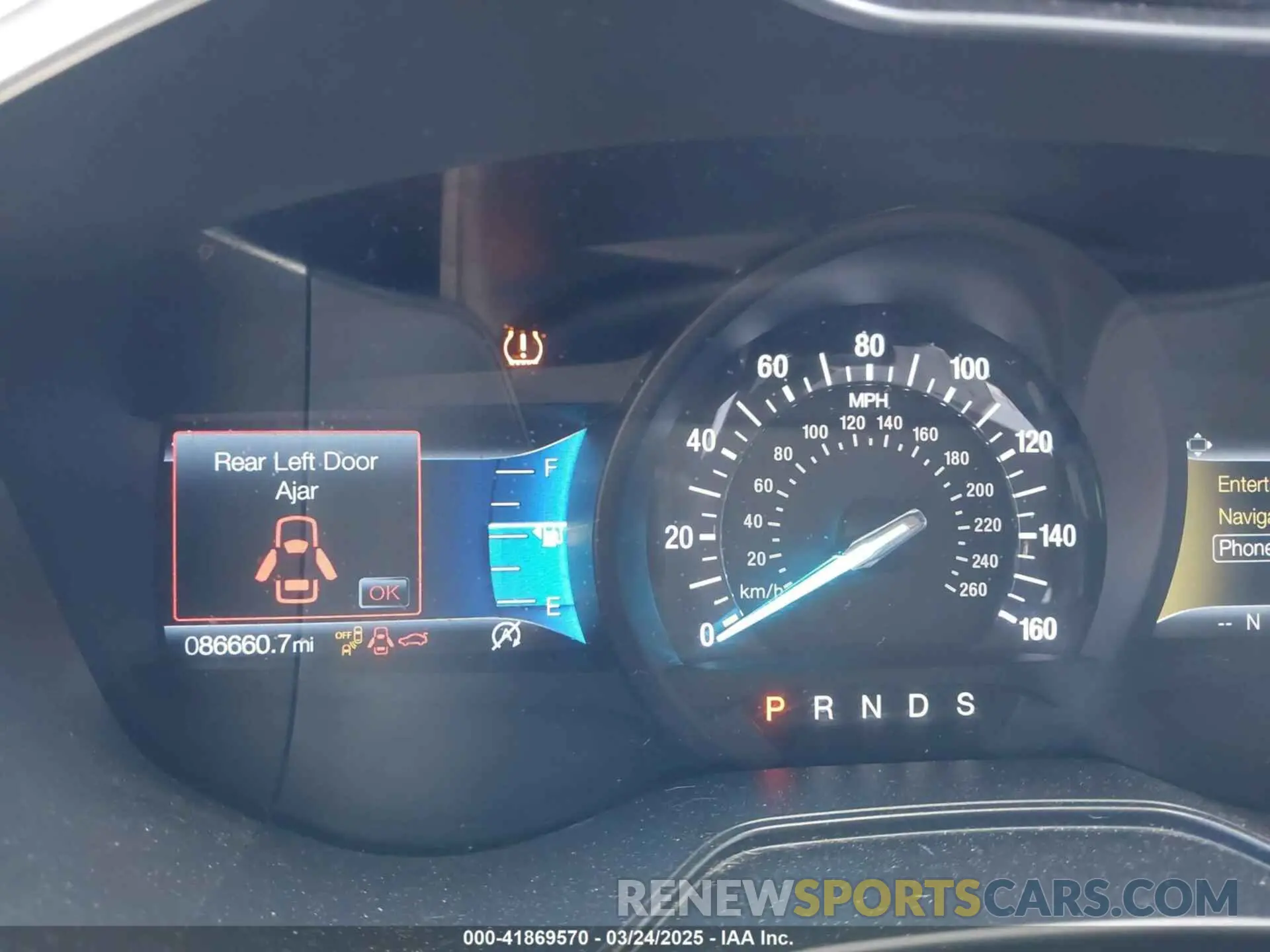 7 Photograph of a damaged car 3FA6P0HD4KR132068 FORD FUSION 2019
