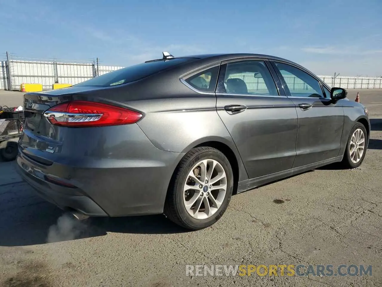 3 Photograph of a damaged car 3FA6P0HD4KR178502 FORD FUSION 2019