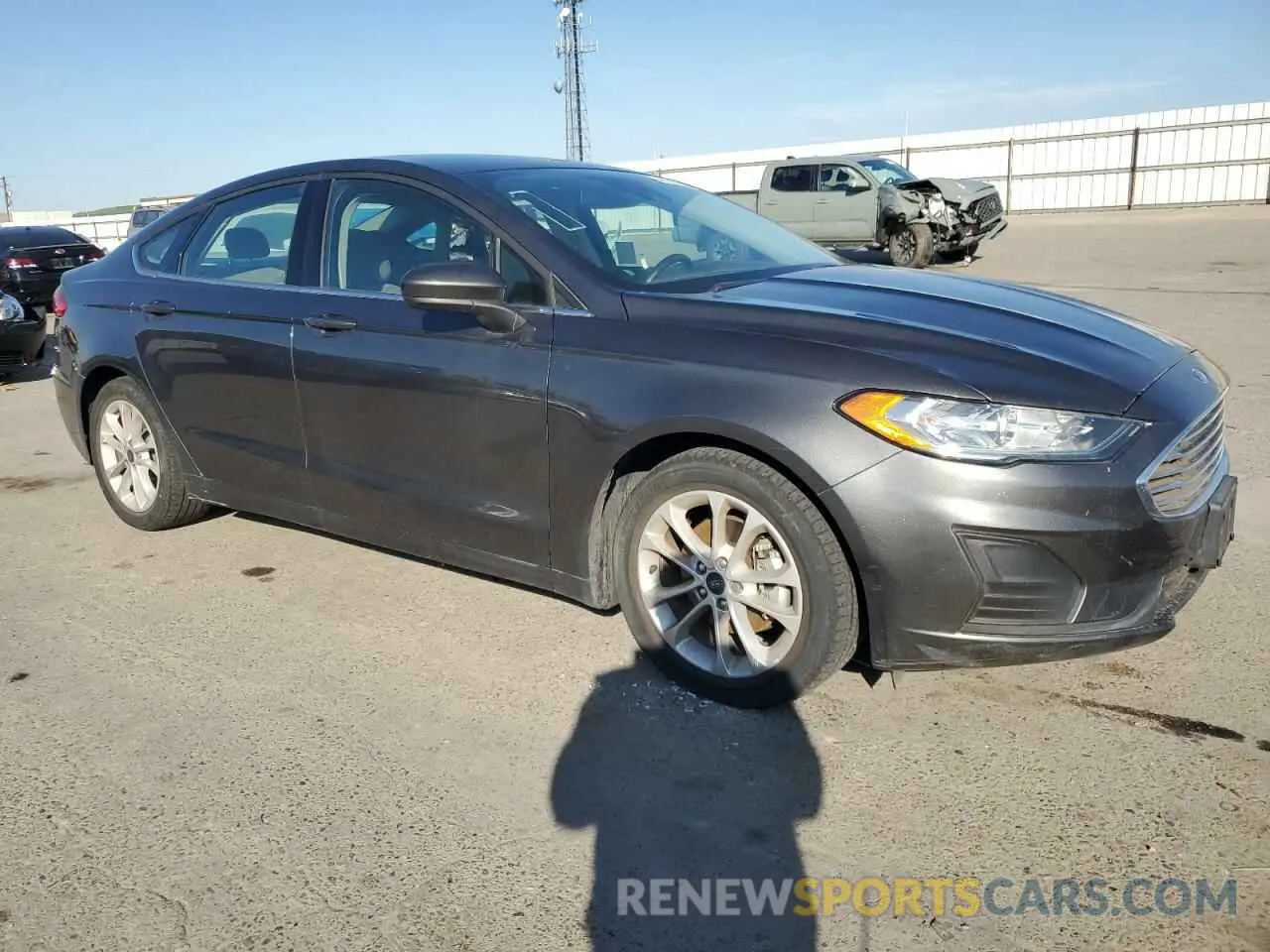 4 Photograph of a damaged car 3FA6P0HD4KR178502 FORD FUSION 2019