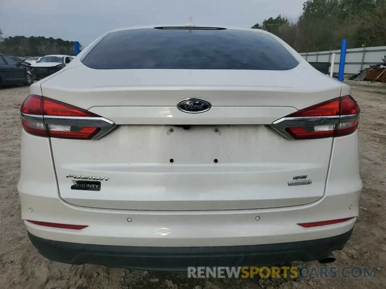 6 Фотография поврежденного автомобиля 3FA6P0HD4KR200742 FORD FUSION 2019