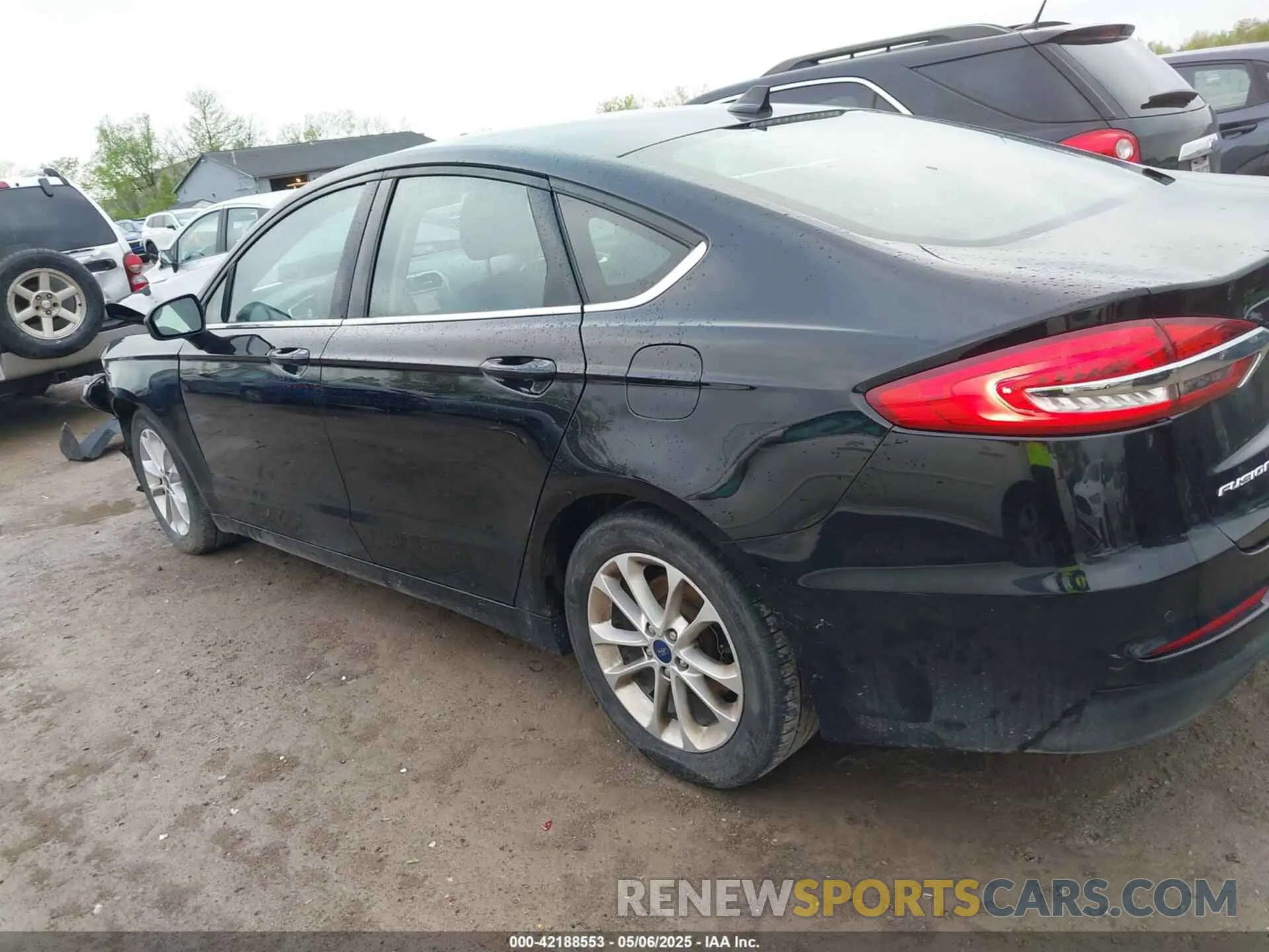 15 Фотография поврежденного автомобиля 3FA6P0HD4KR249679 FORD FUSION 2019