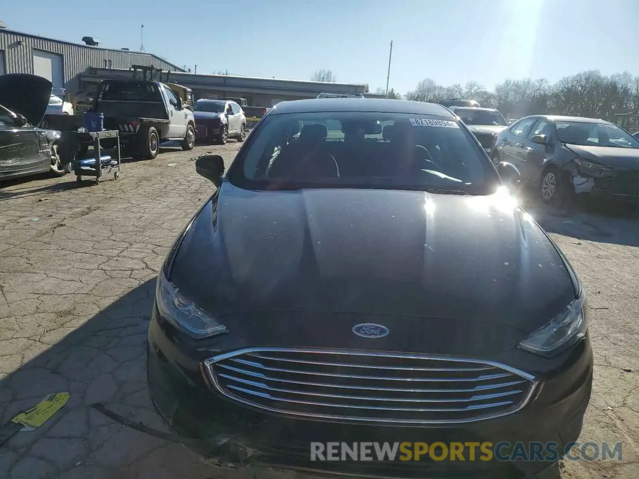 5 Photograph of a damaged car 3FA6P0HD5KR160798 FORD FUSION 2019