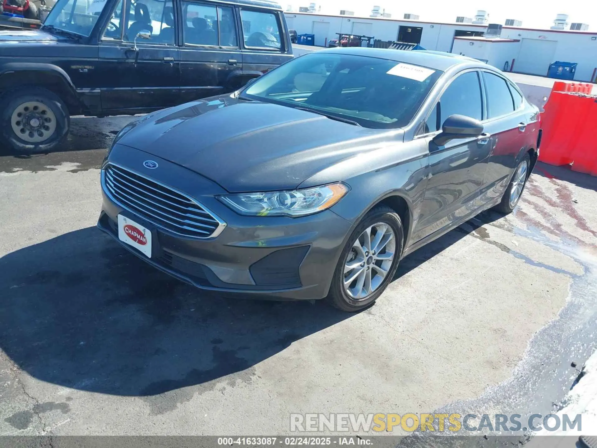 2 Photograph of a damaged car 3FA6P0HD5KR176497 FORD FUSION 2019