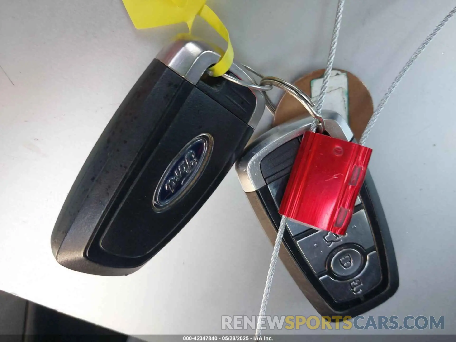 11 Photograph of a damaged car 3FA6P0HD5KR179335 FORD FUSION 2019