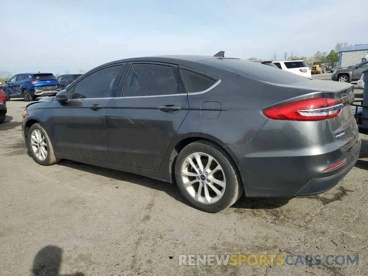 2 Photograph of a damaged car 3FA6P0HD5KR203486 FORD FUSION 2019