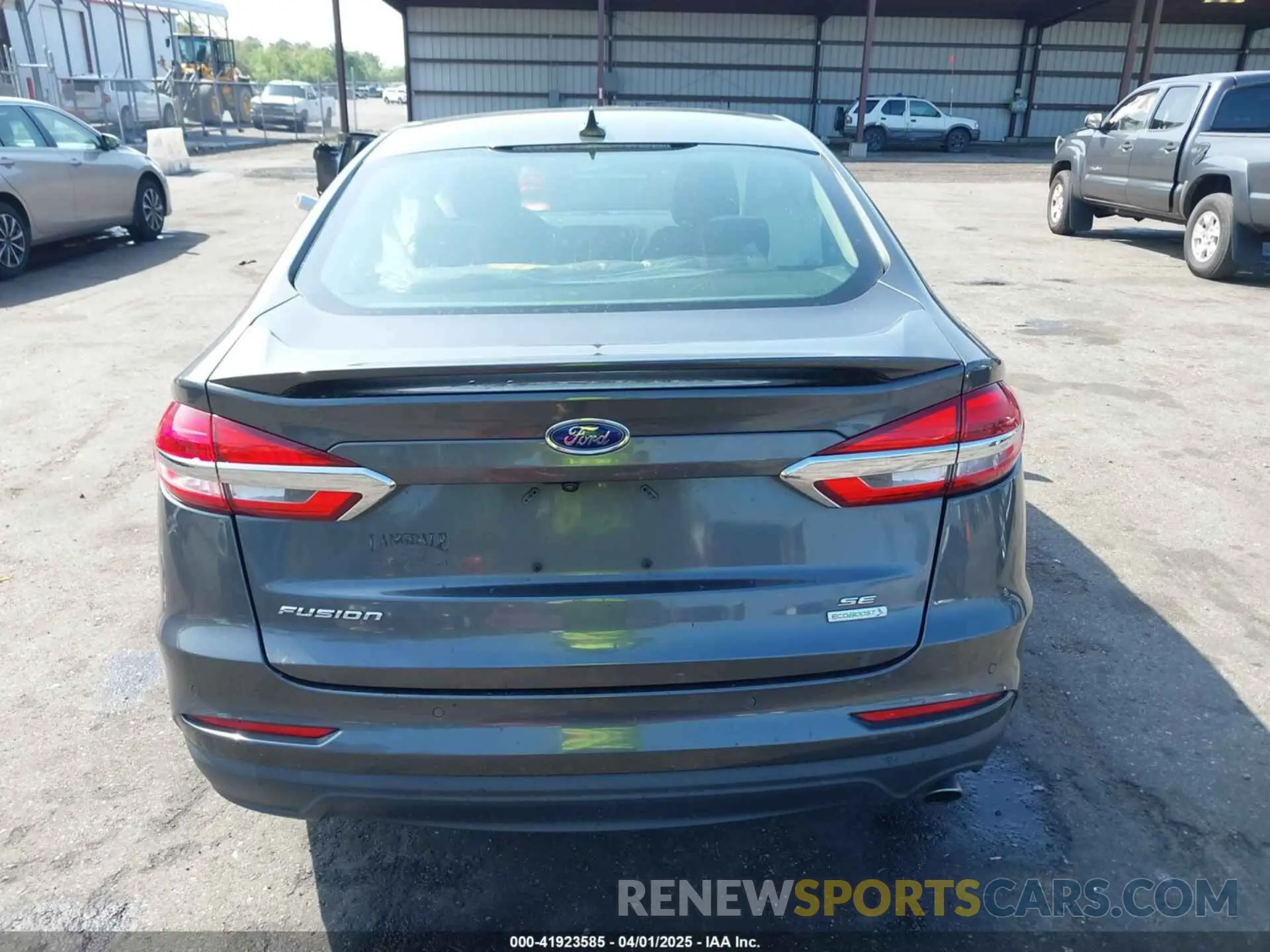 16 Фотография поврежденного автомобиля 3FA6P0HD5KR213709 FORD FUSION 2019