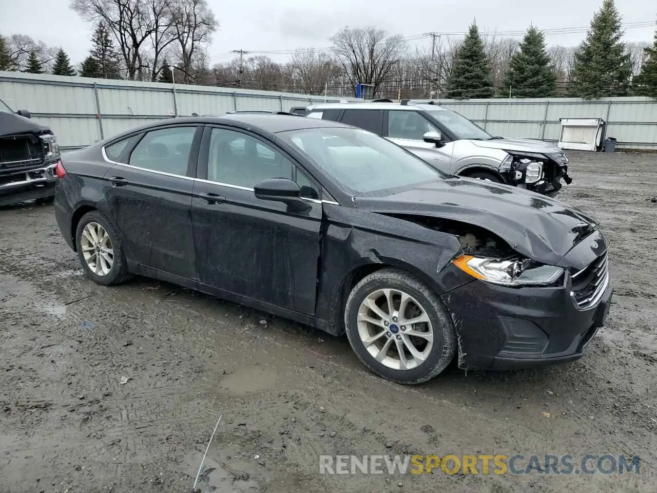 4 Фотография поврежденного автомобиля 3FA6P0HD5KR228386 FORD FUSION 2019