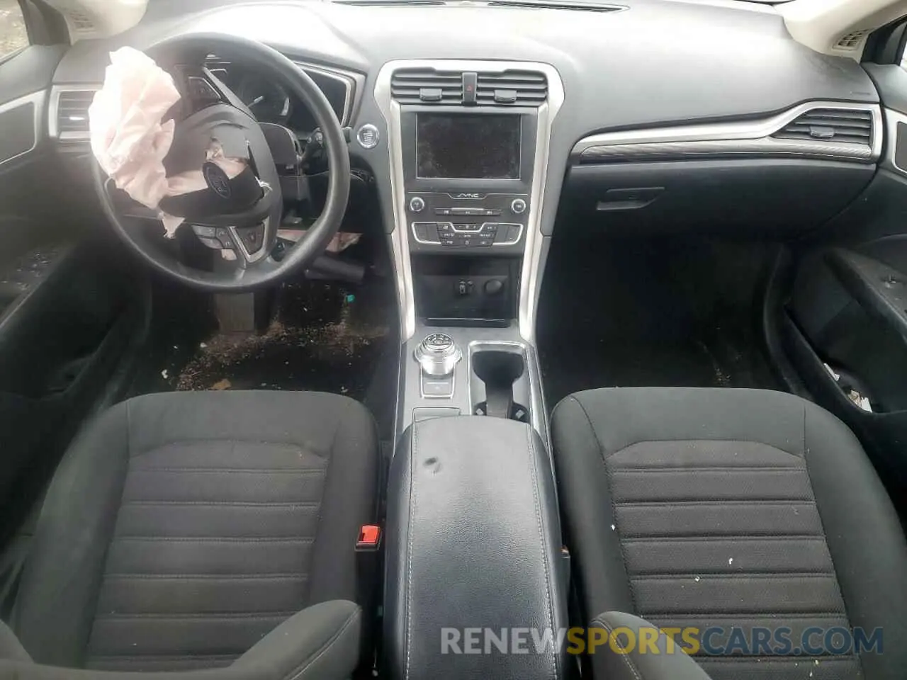 8 Photograph of a damaged car 3FA6P0HD5KR247830 FORD FUSION 2019
