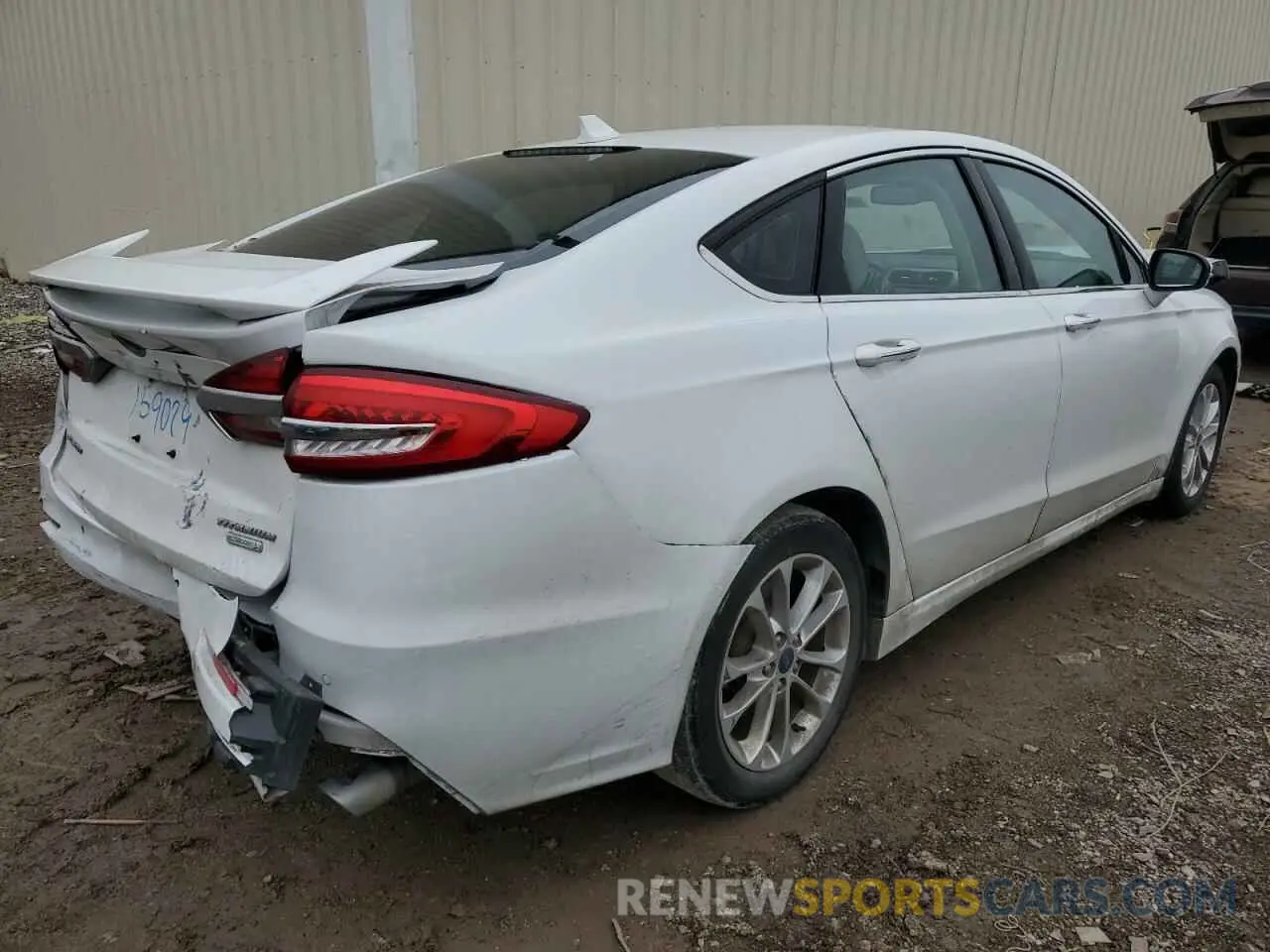 3 Photograph of a damaged car 3FA6P0HD5KR272517 FORD FUSION 2019