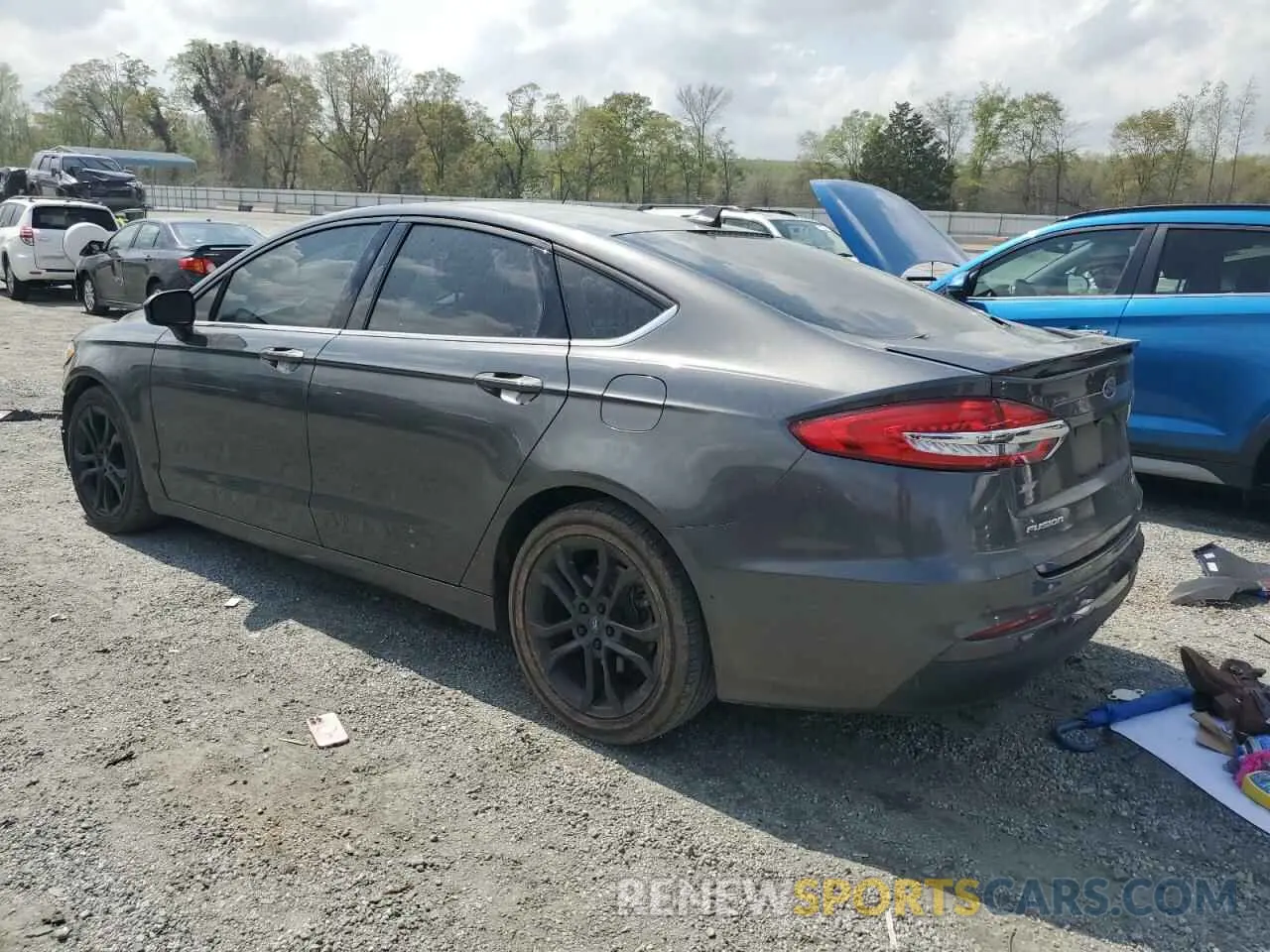 2 Photograph of a damaged car 3FA6P0HD5KR280388 FORD FUSION 2019
