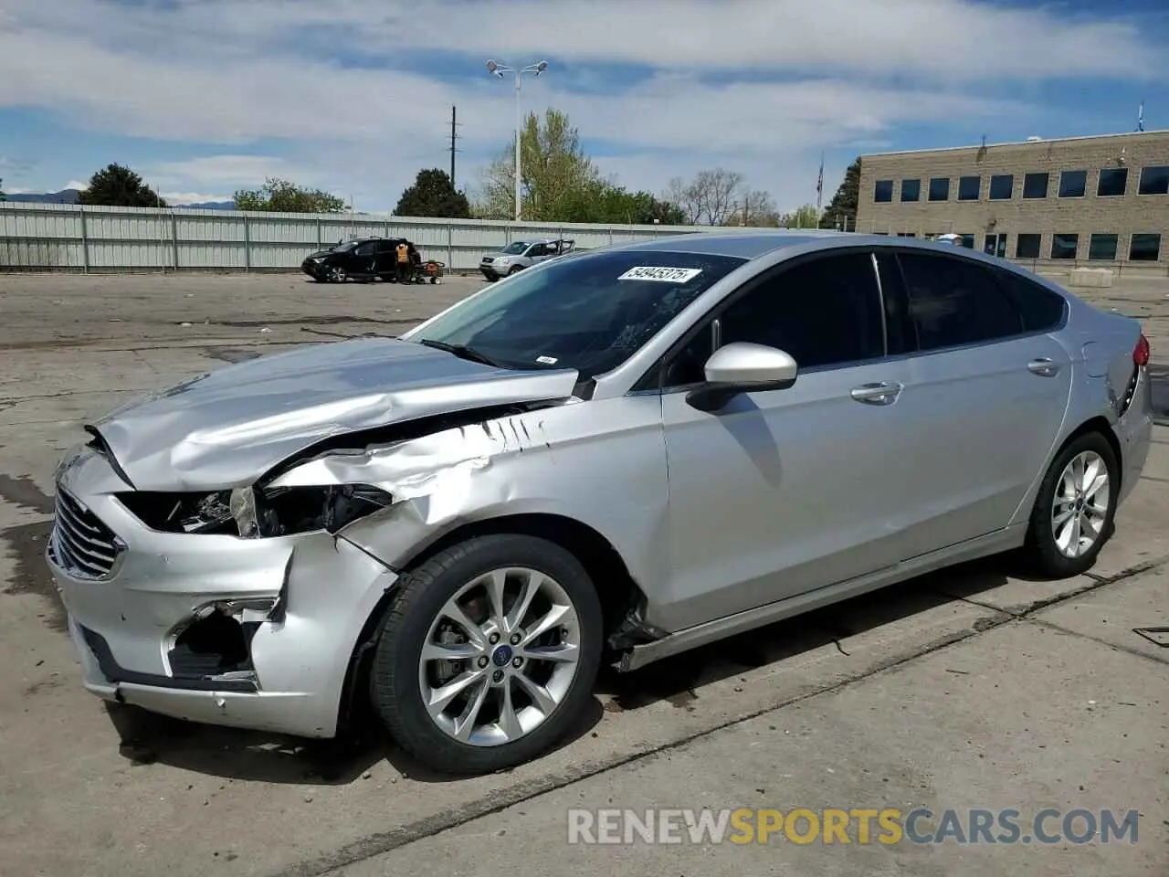1 Фотография поврежденного автомобиля 3FA6P0HD6KR232060 FORD FUSION 2019