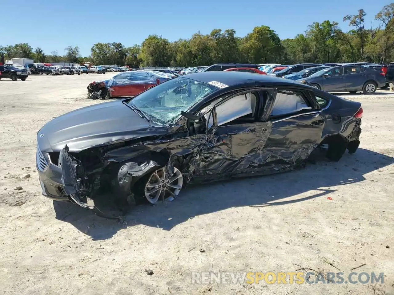 1 Photograph of a damaged car 3FA6P0HD6KR247142 FORD FUSION 2019