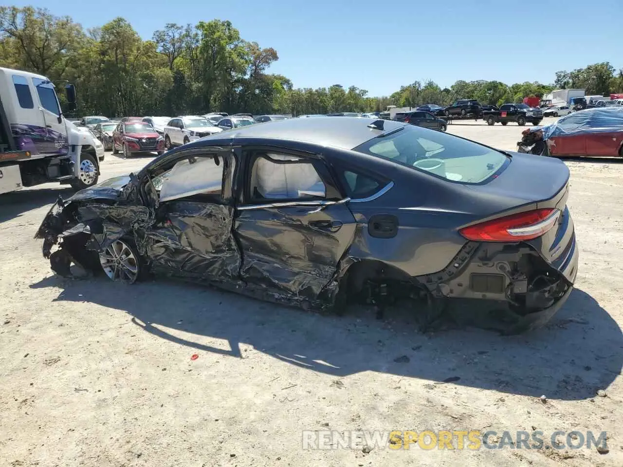 2 Photograph of a damaged car 3FA6P0HD6KR247142 FORD FUSION 2019