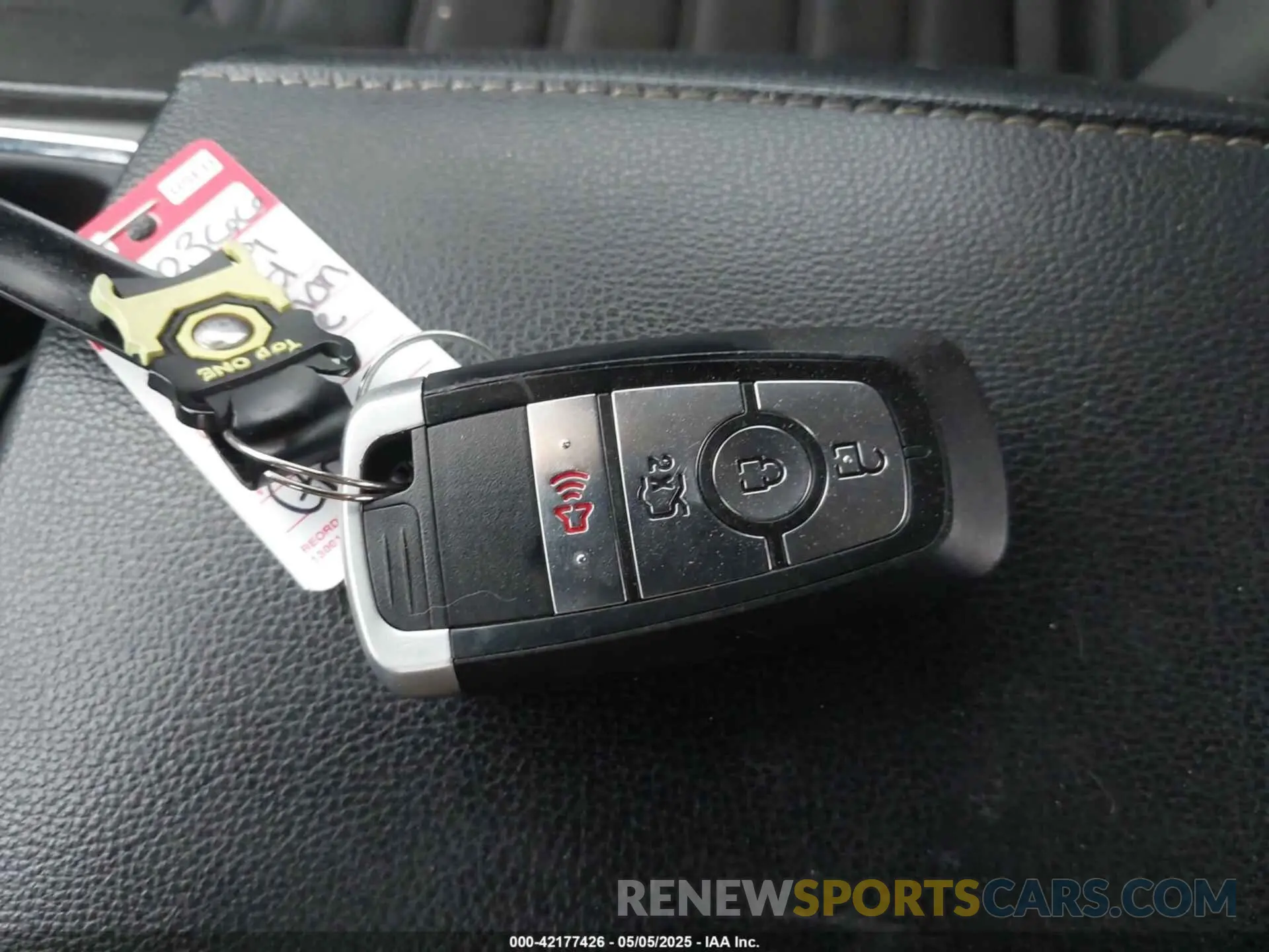 11 Photograph of a damaged car 3FA6P0HD7KR103180 FORD FUSION 2019