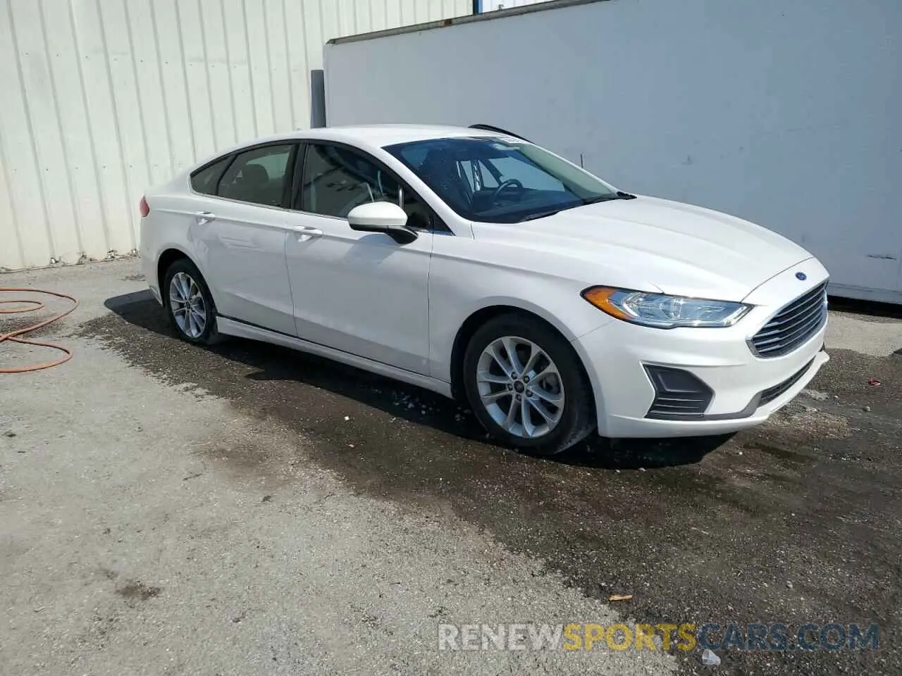 4 Фотография поврежденного автомобиля 3FA6P0HD7KR127799 FORD FUSION 2019