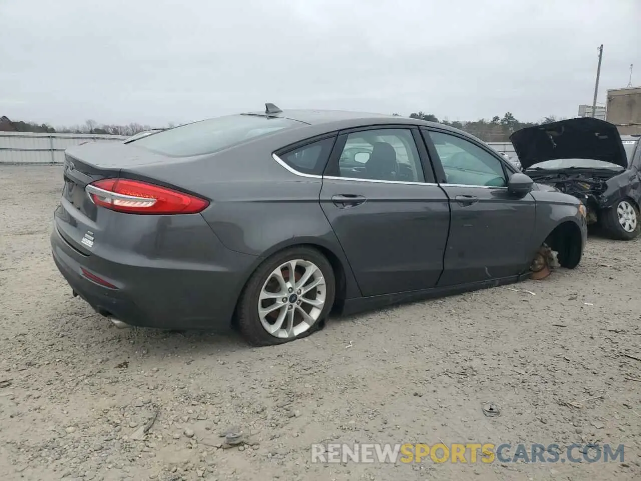 3 Фотография поврежденного автомобиля 3FA6P0HD7KR128757 FORD FUSION 2019