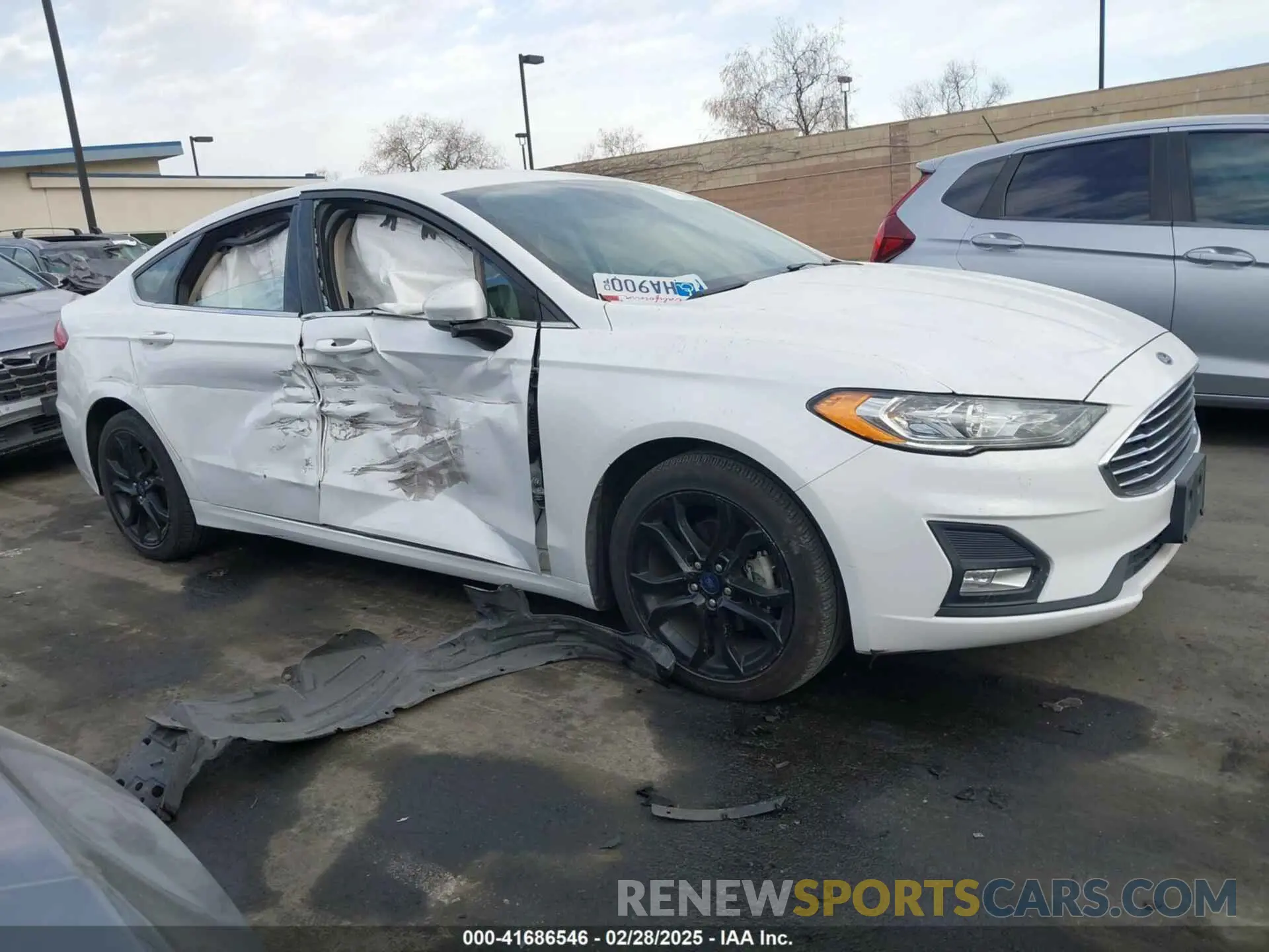 13 Фотография поврежденного автомобиля 3FA6P0HD7KR200699 FORD FUSION 2019