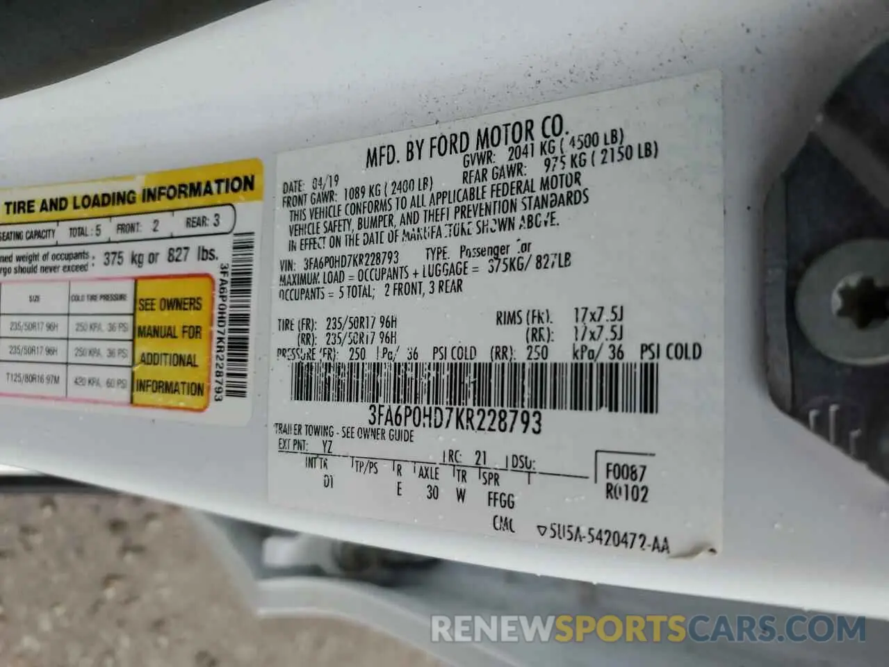 12 Фотография поврежденного автомобиля 3FA6P0HD7KR228793 FORD FUSION 2019