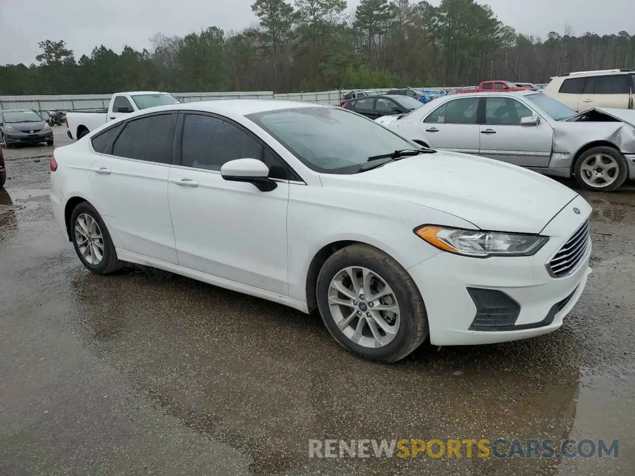 4 Фотография поврежденного автомобиля 3FA6P0HD7KR228793 FORD FUSION 2019