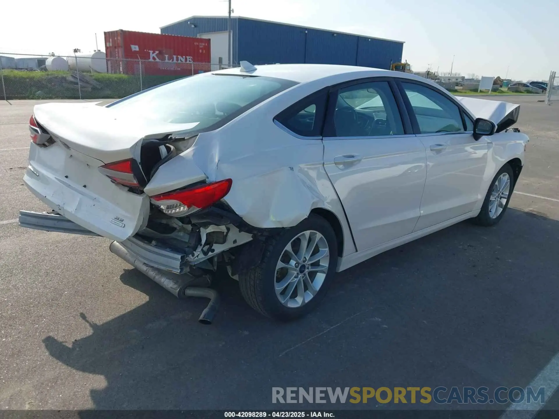 4 Фотография поврежденного автомобиля 3FA6P0HD8KR103611 FORD FUSION 2019