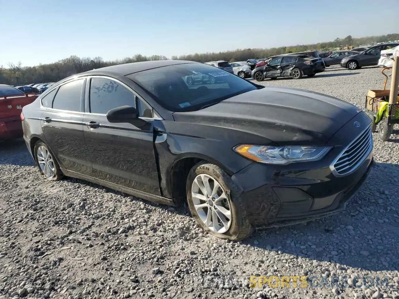 4 Photograph of a damaged car 3FA6P0HD8KR146510 FORD FUSION 2019