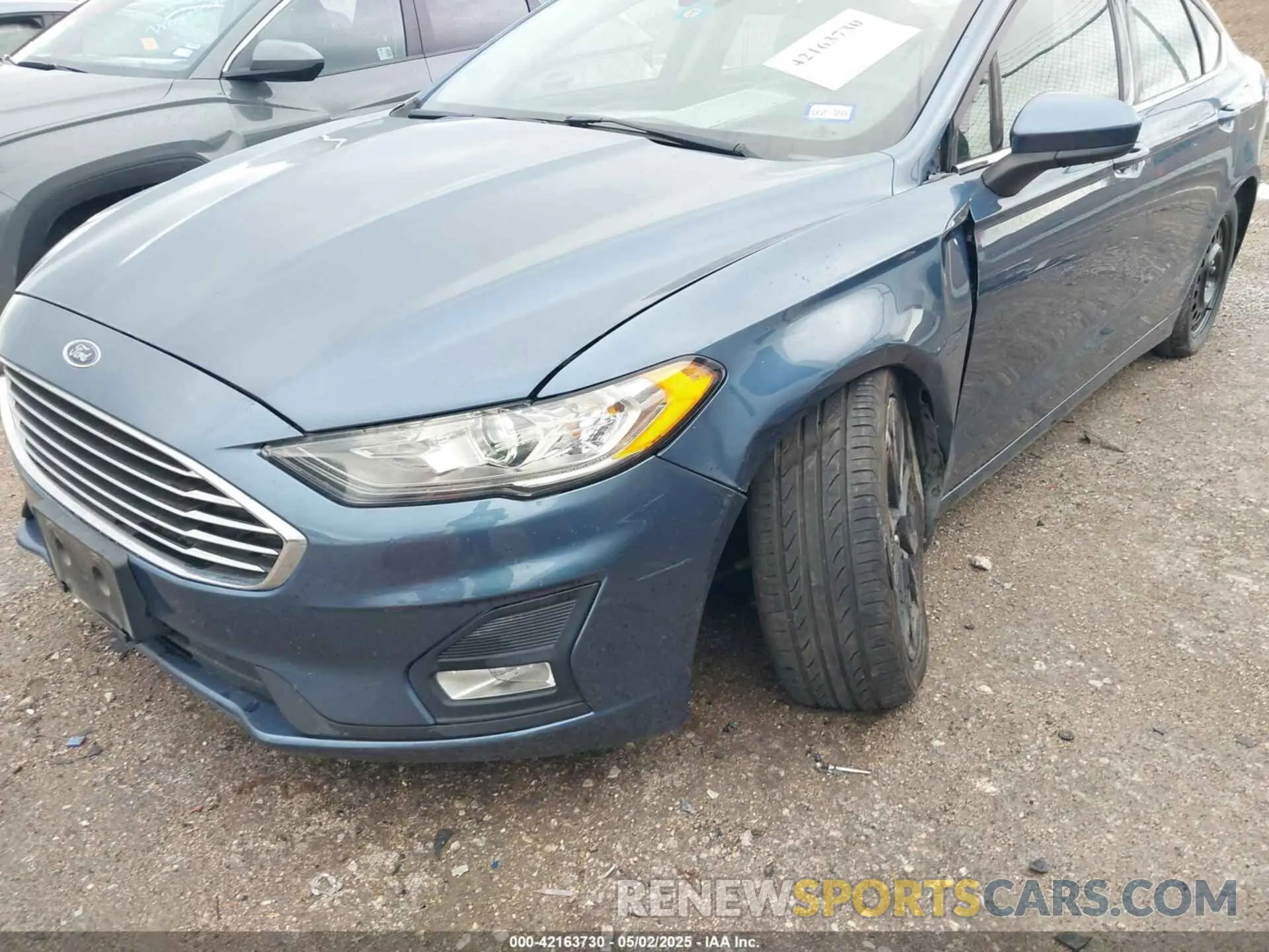 6 Photograph of a damaged car 3FA6P0HD8KR170032 FORD FUSION 2019