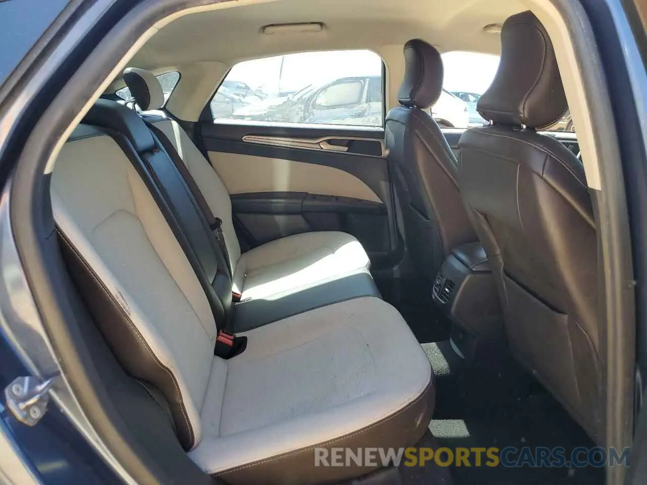 11 Фотография поврежденного автомобиля 3FA6P0HD8KR228799 FORD FUSION 2019