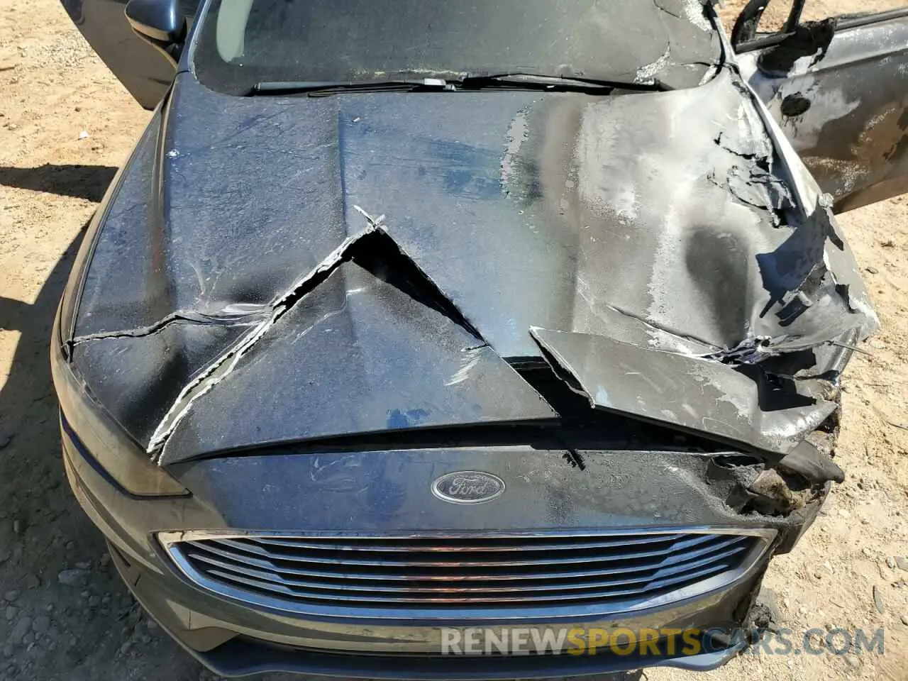 13 Фотография поврежденного автомобиля 3FA6P0HD8KR228799 FORD FUSION 2019