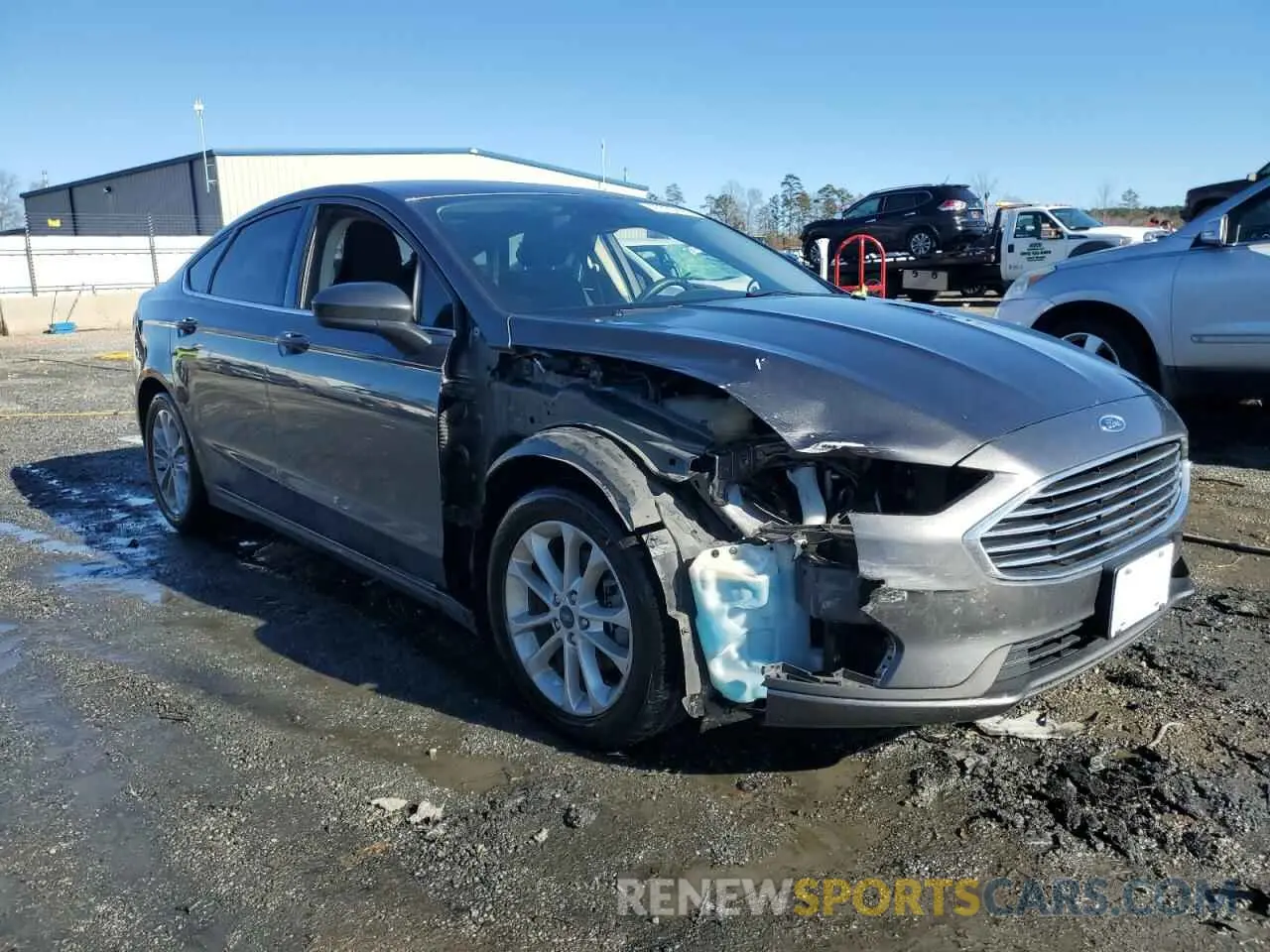 4 Photograph of a damaged car 3FA6P0HD8KR228897 FORD FUSION 2019