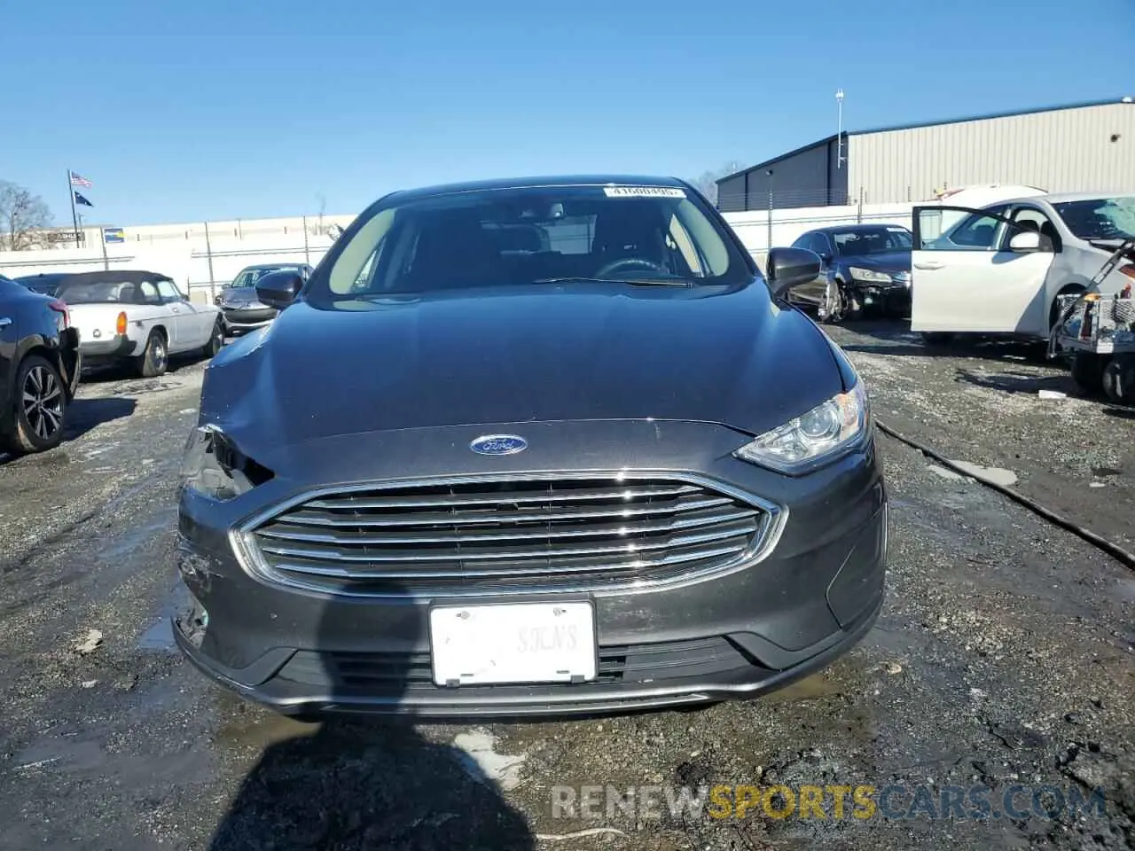5 Photograph of a damaged car 3FA6P0HD8KR228897 FORD FUSION 2019