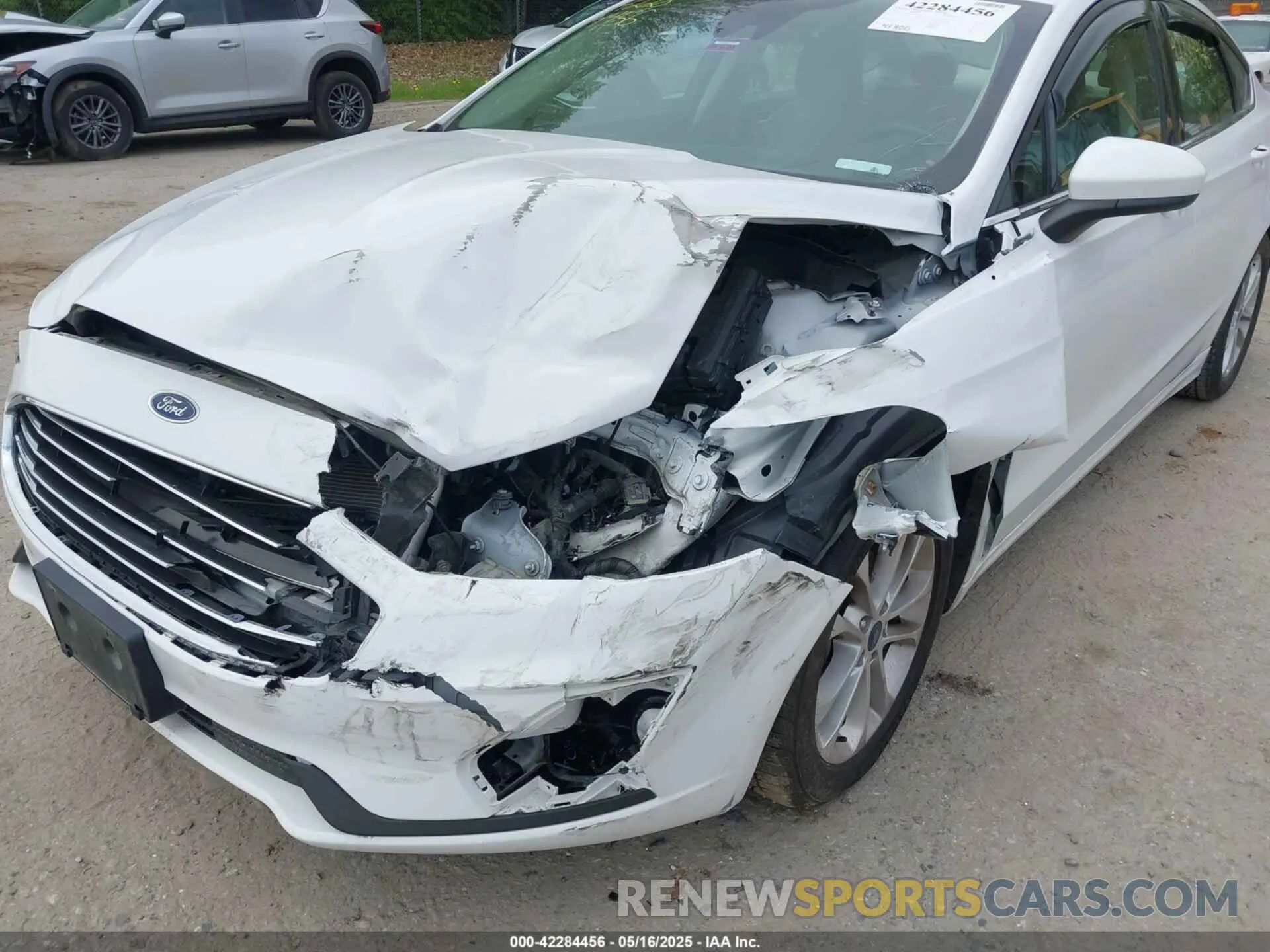 6 Фотография поврежденного автомобиля 3FA6P0HD8KR285231 FORD FUSION 2019