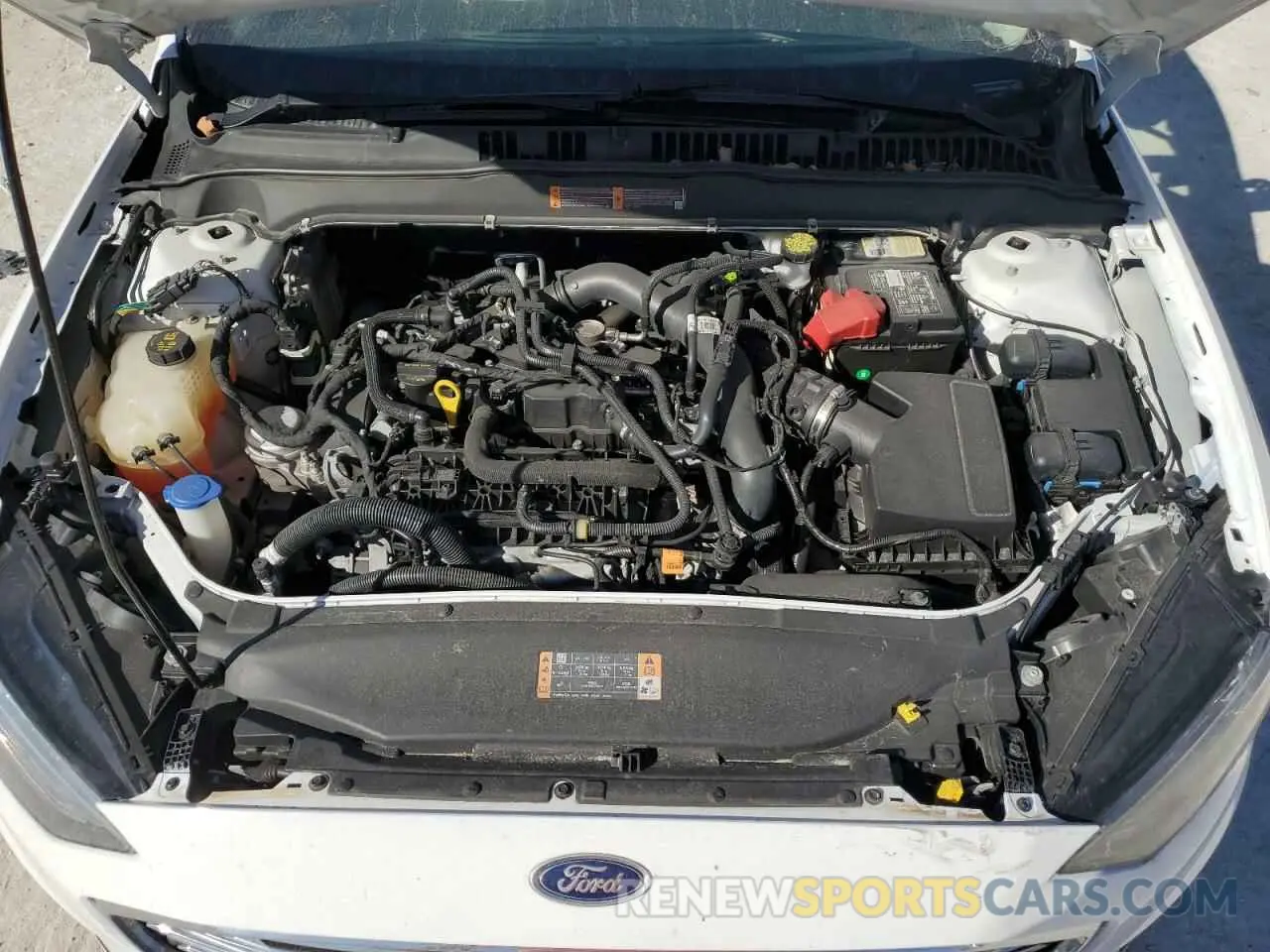 13 Photograph of a damaged car 3FA6P0HD8KR285861 FORD FUSION 2019