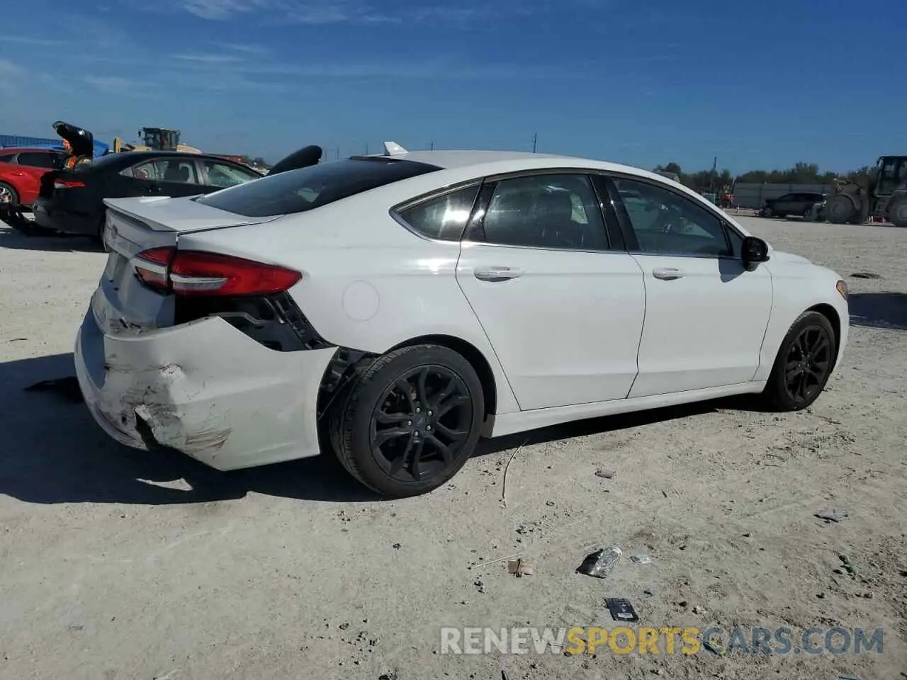 3 Photograph of a damaged car 3FA6P0HD8KR285861 FORD FUSION 2019