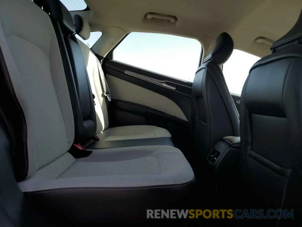11 Фотография поврежденного автомобиля 3FA6P0HD9KR114911 FORD FUSION 2019