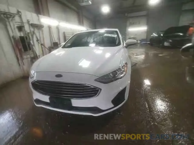13 Photograph of a damaged car 3FA6P0HD9KR128968 FORD FUSION 2019