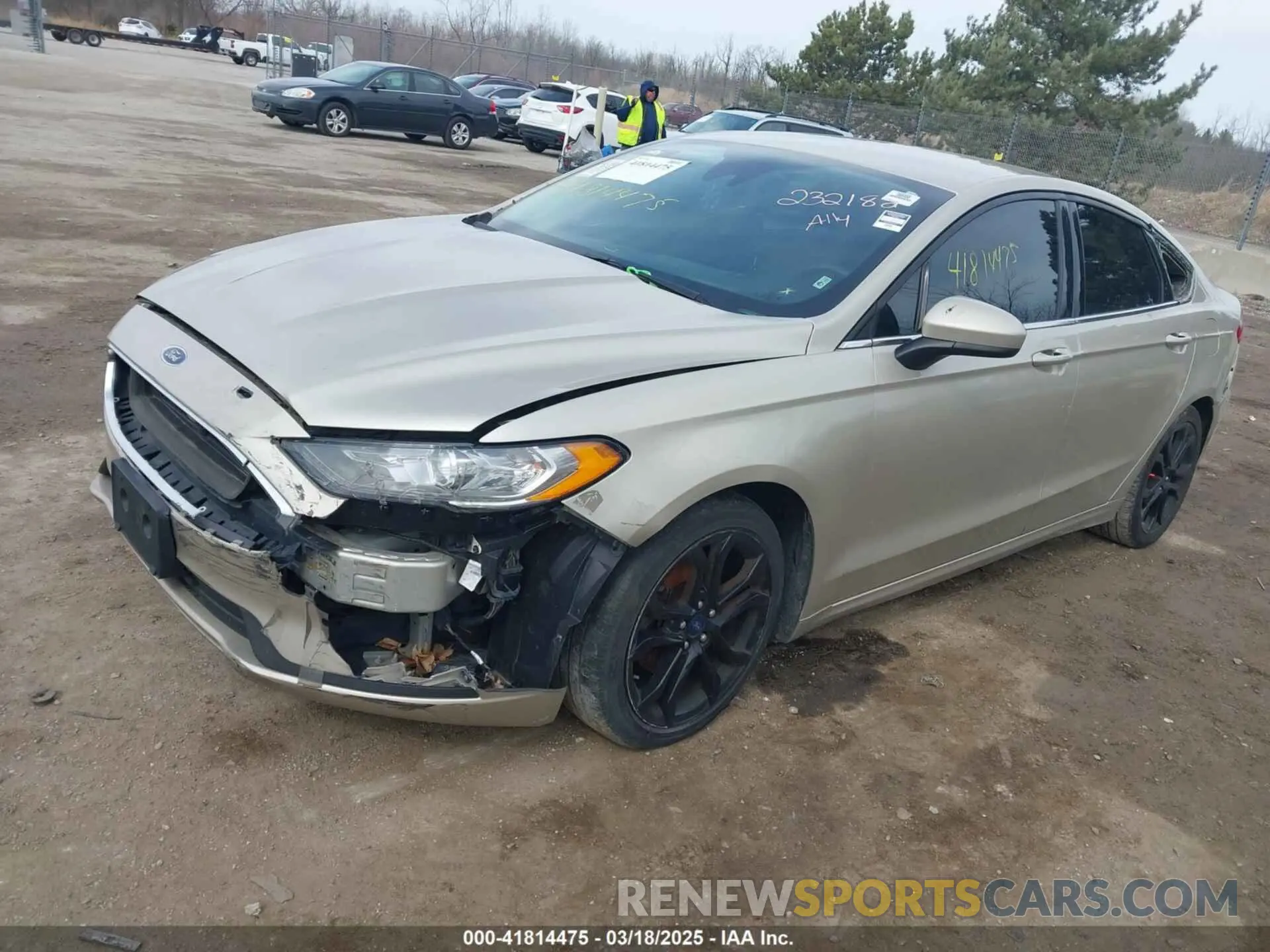 2 Фотография поврежденного автомобиля 3FA6P0HD9KR232182 FORD FUSION 2019