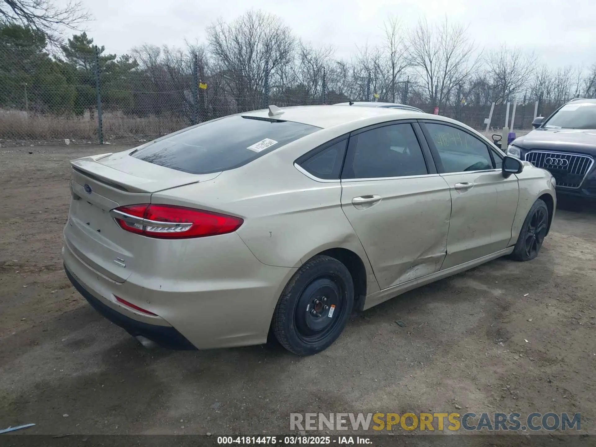 4 Фотография поврежденного автомобиля 3FA6P0HD9KR232182 FORD FUSION 2019