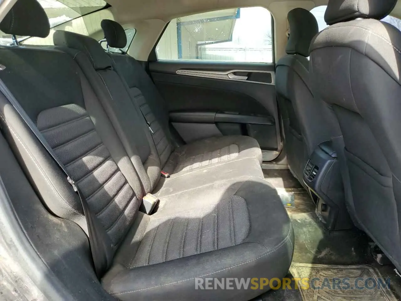 10 Фотография поврежденного автомобиля 3FA6P0HDXKR107997 FORD FUSION 2019