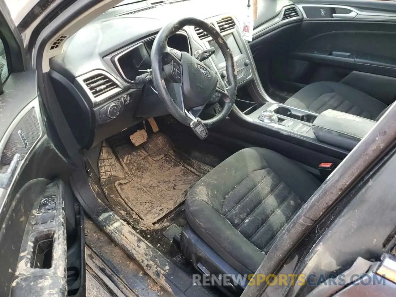 8 Фотография поврежденного автомобиля 3FA6P0HDXKR107997 FORD FUSION 2019