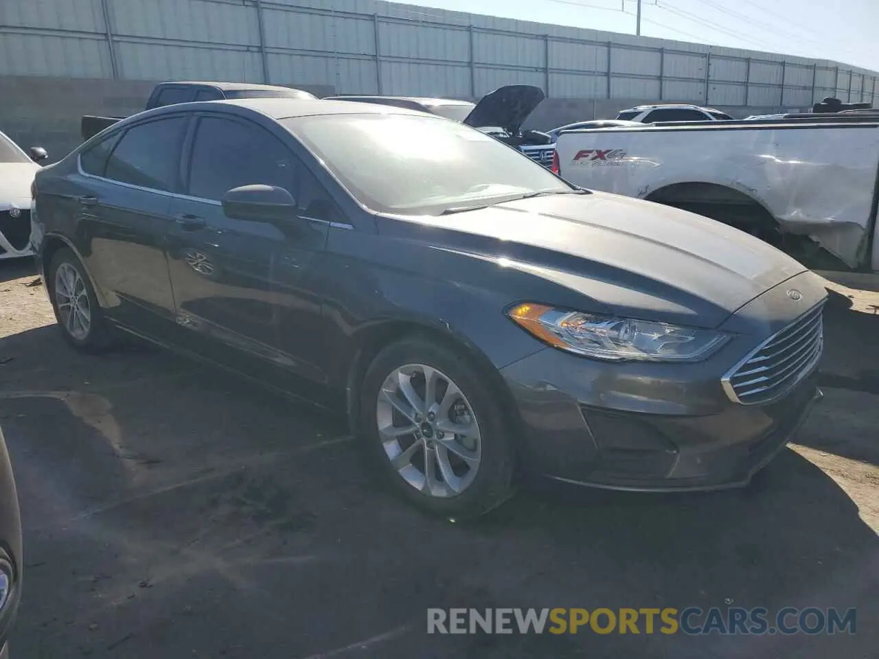 4 Фотография поврежденного автомобиля 3FA6P0HDXKR199421 FORD FUSION 2019
